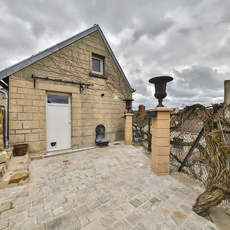 L'estampe Holiday home