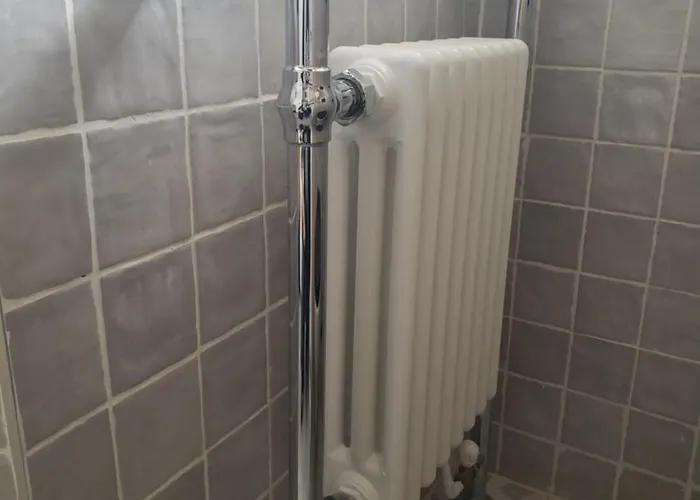 L'estampe 別荘 オーヴェル・シュル・オワーズ